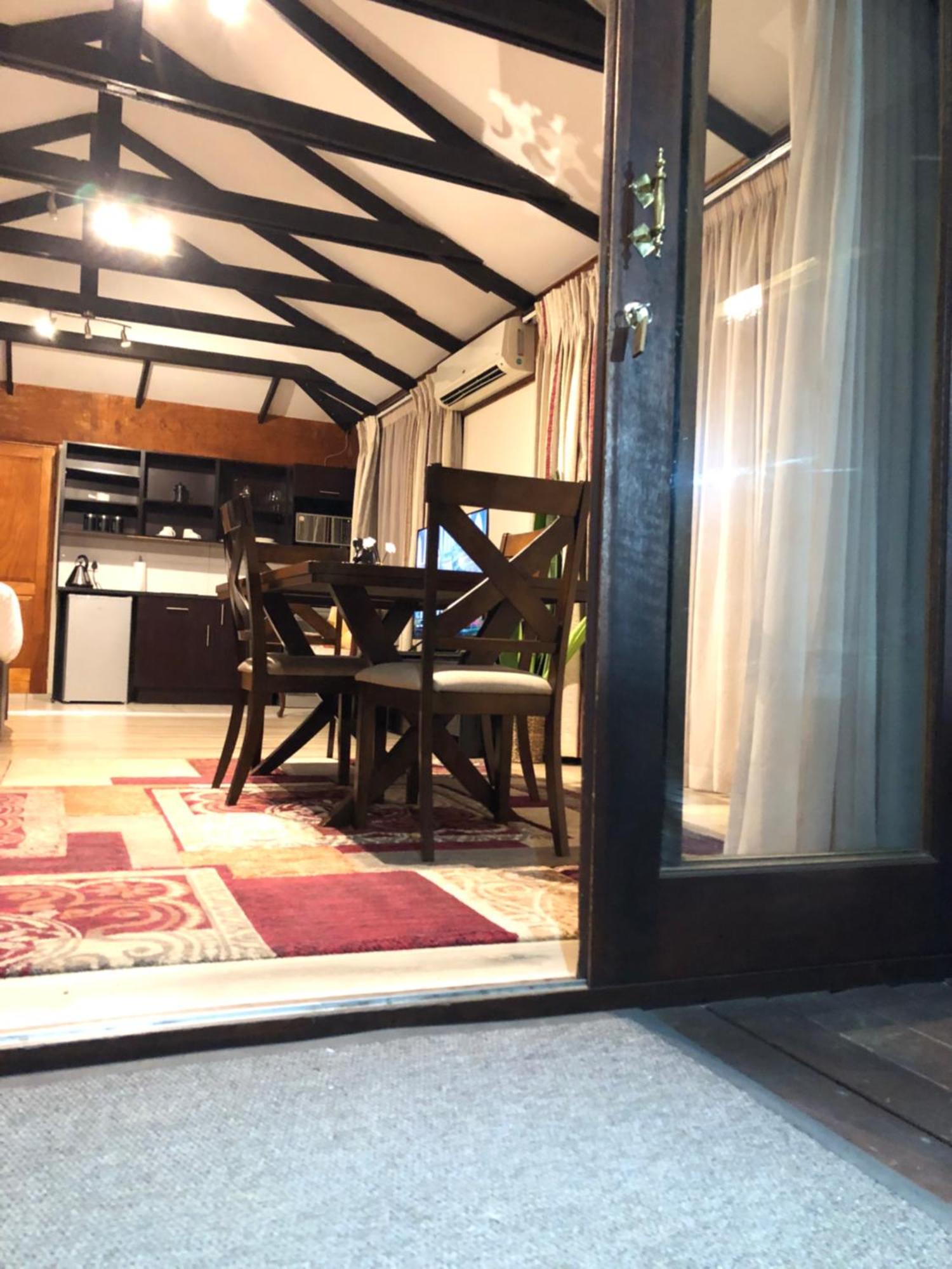 Sand River Guest House Johannesbourg Extérieur photo